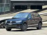 Фото 1 - Volkswagen Touareg