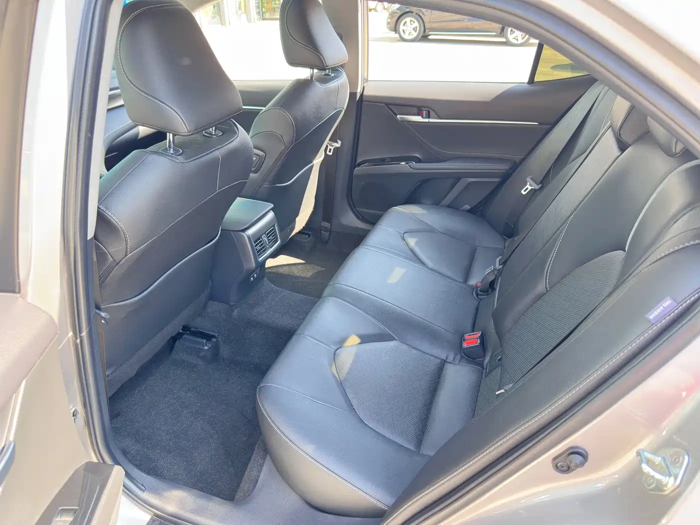 Toyota Camry 2021 2.5S Feng Shang Edition фото 13