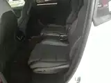 Photo 17 - Tesla Model Y L