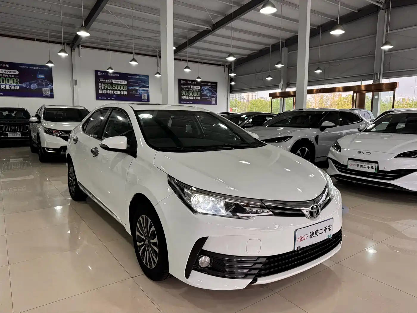 Toyota Corolla 2017 Facelift 1.2T S-CVT GL-i фото 3