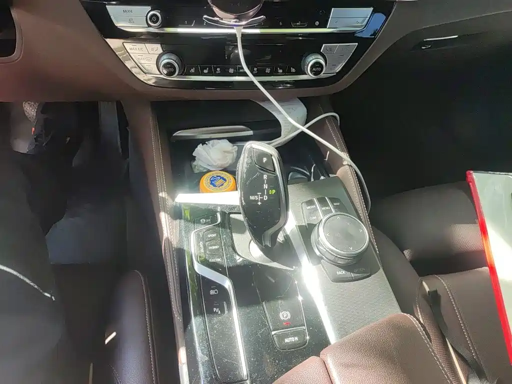 BMW 5 SERIES NEW ENERGY