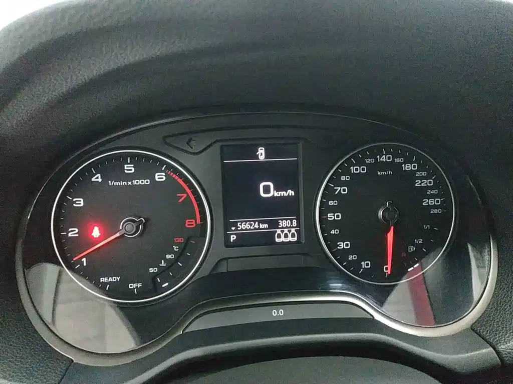 Audi Q2L 2019 2018 35 TFSI Launch Exclusive Edition China VI