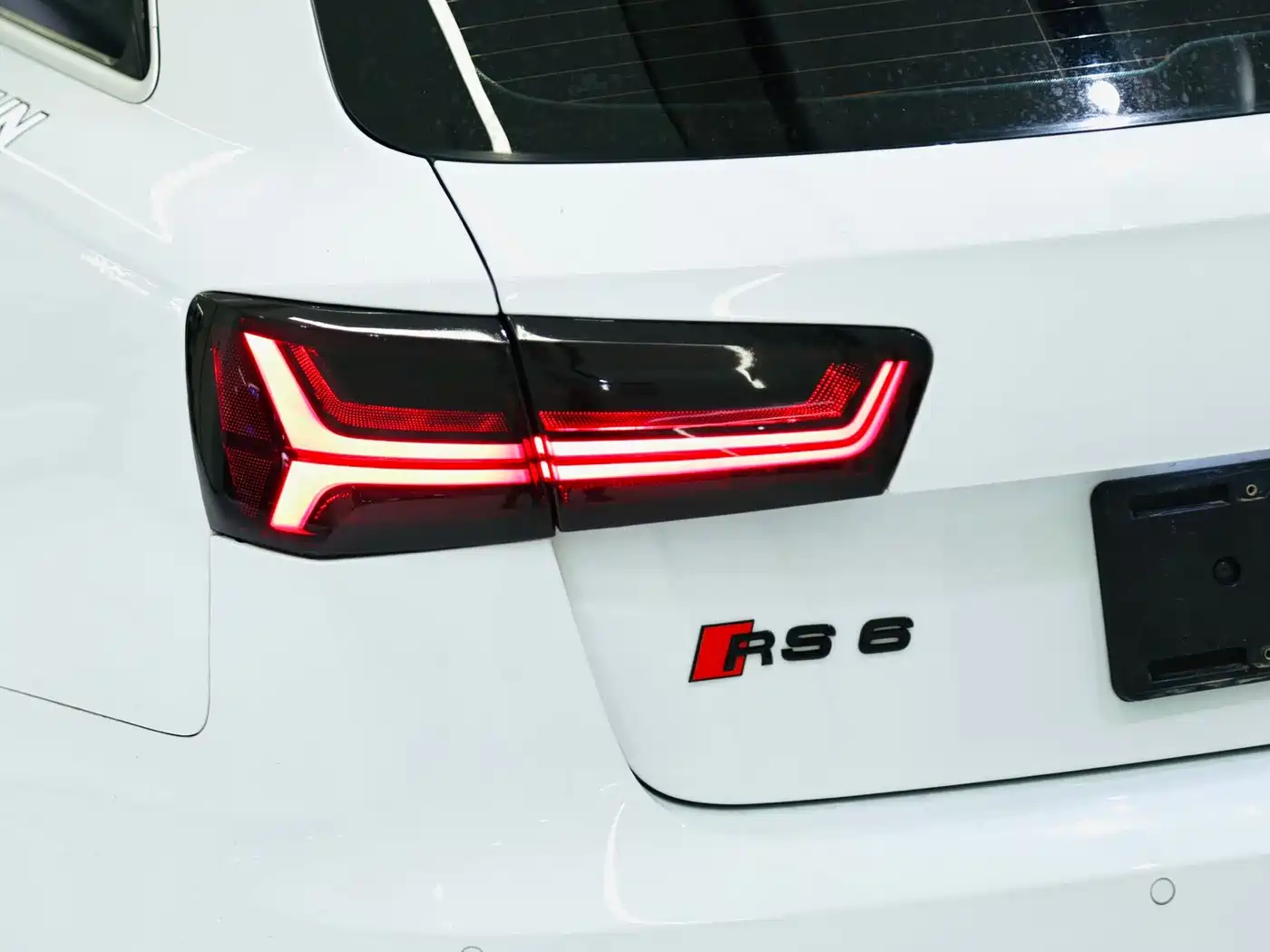Audi RS 6 2017 2016 RS 6 4.0T Avant
