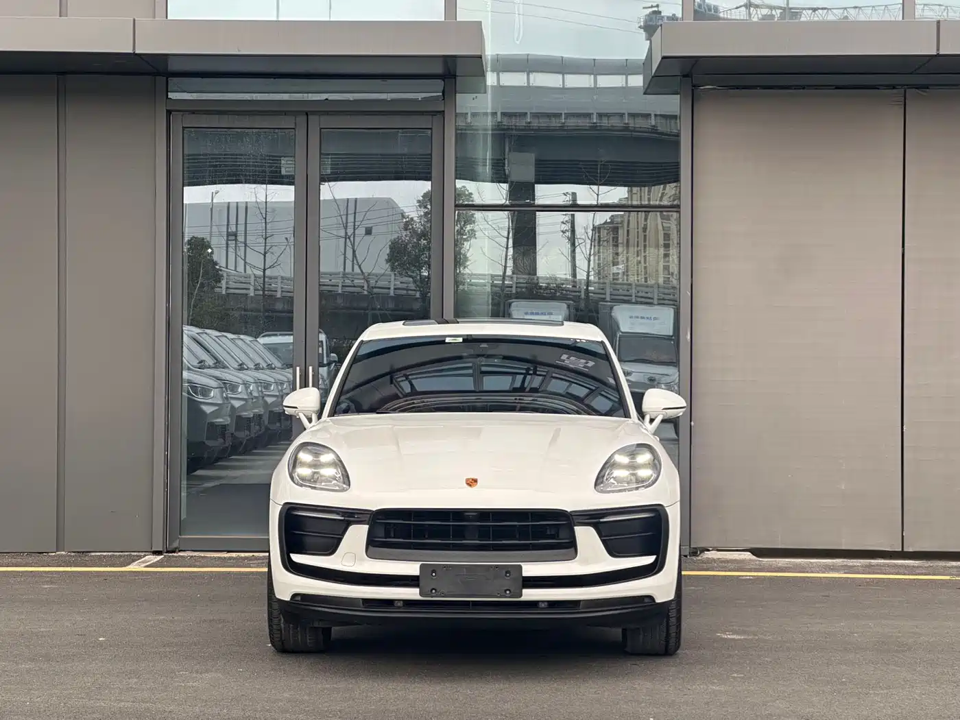 Porsche Macan 2023 Macan 2.0T фото 2