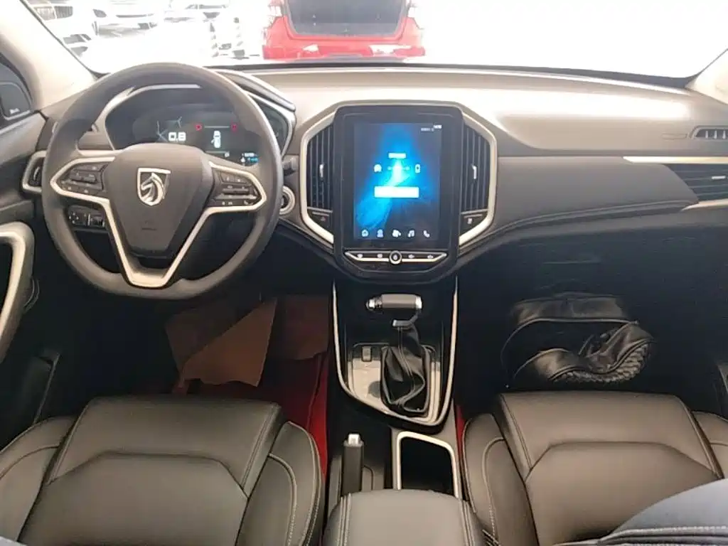 Baojun 530 2020 2020 1.5T CVT Luxury Connect 7-seater
