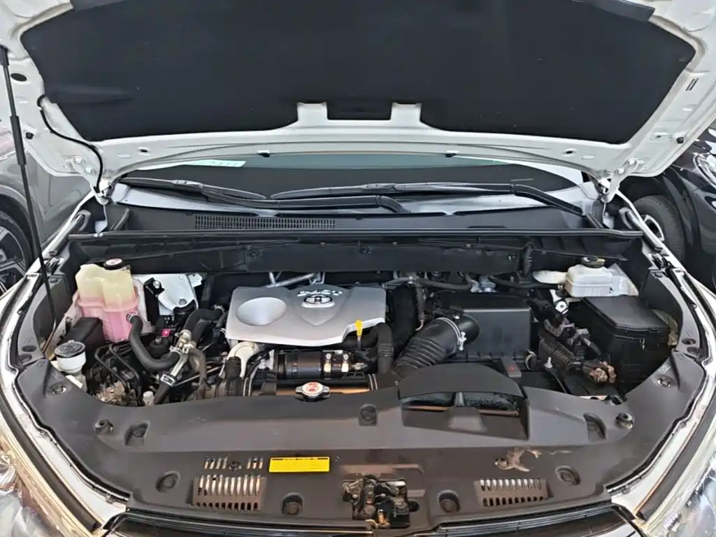 Фото 20 - Toyota Highlander