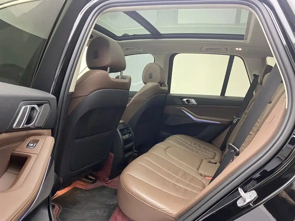 BMW X5 (Import) 2019 xDrive40i M Sport Package фото 23