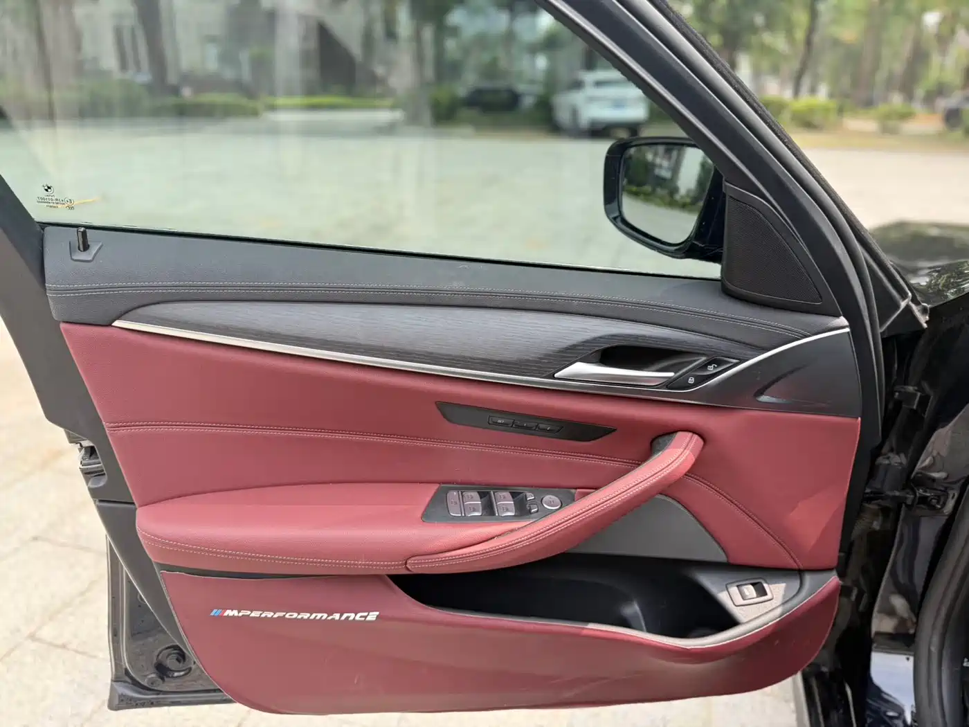 BMW 5 Series 2021 530Li Leading M Sport Package фото 4