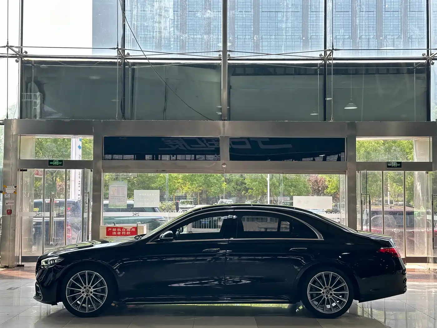 Mercedes-Benz S-Class 2023 Model S 450 L 4MATIC фото 4