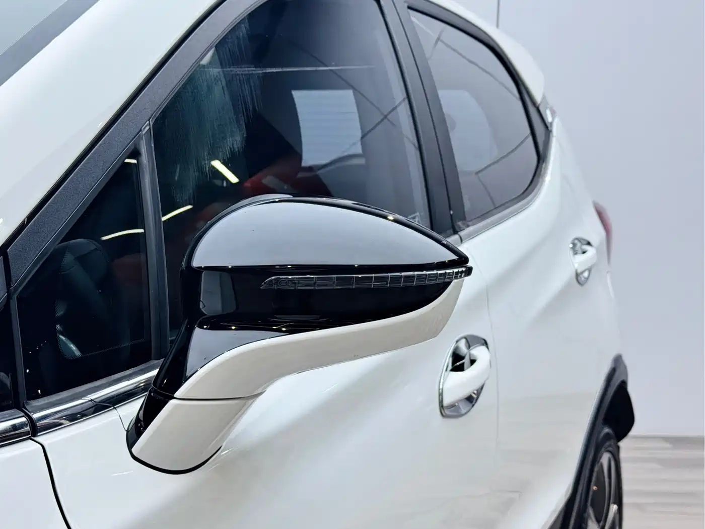 BYD Yuan 2017 1.5L Auto Cool Connect фото 24