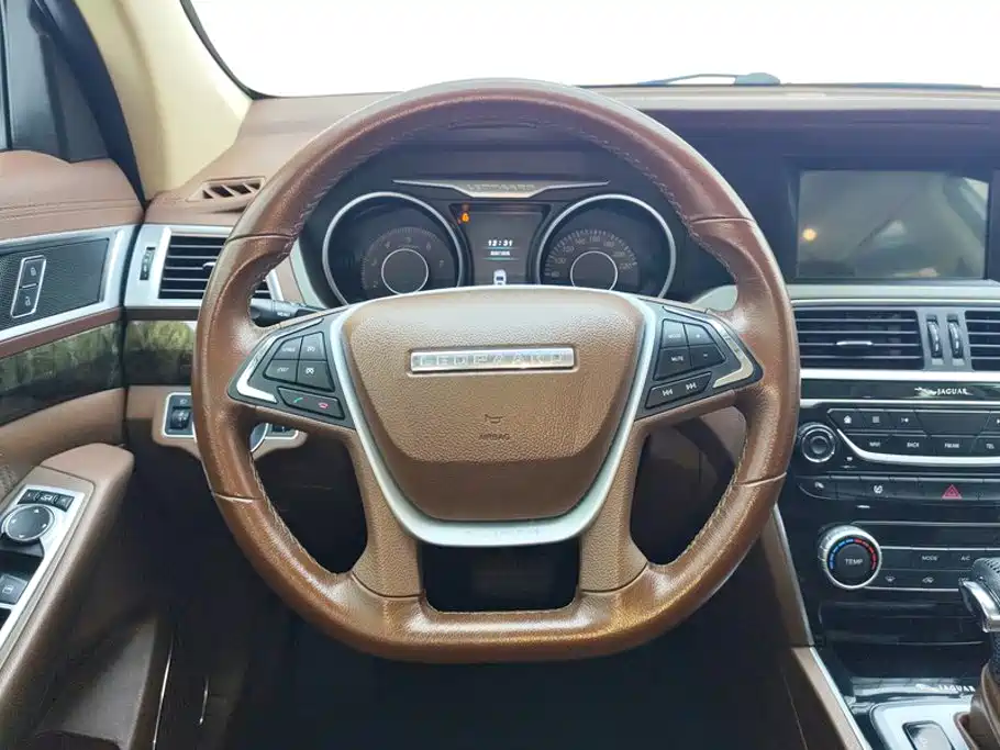 Leopaard CS10 2019 2017 Model 2.0T Automatic Luxury Edition