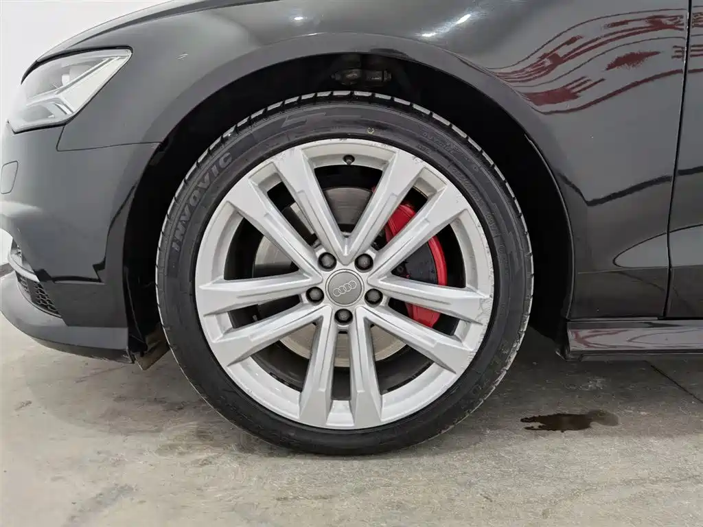 Audi A6L 2018 30th Anniversary 45 TFSI quattro Sport фото 17
