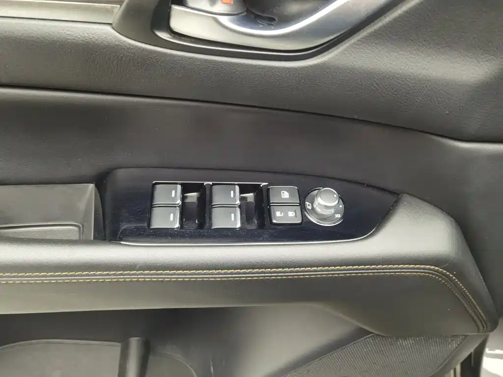 Photo 9 - Mazda CX-5