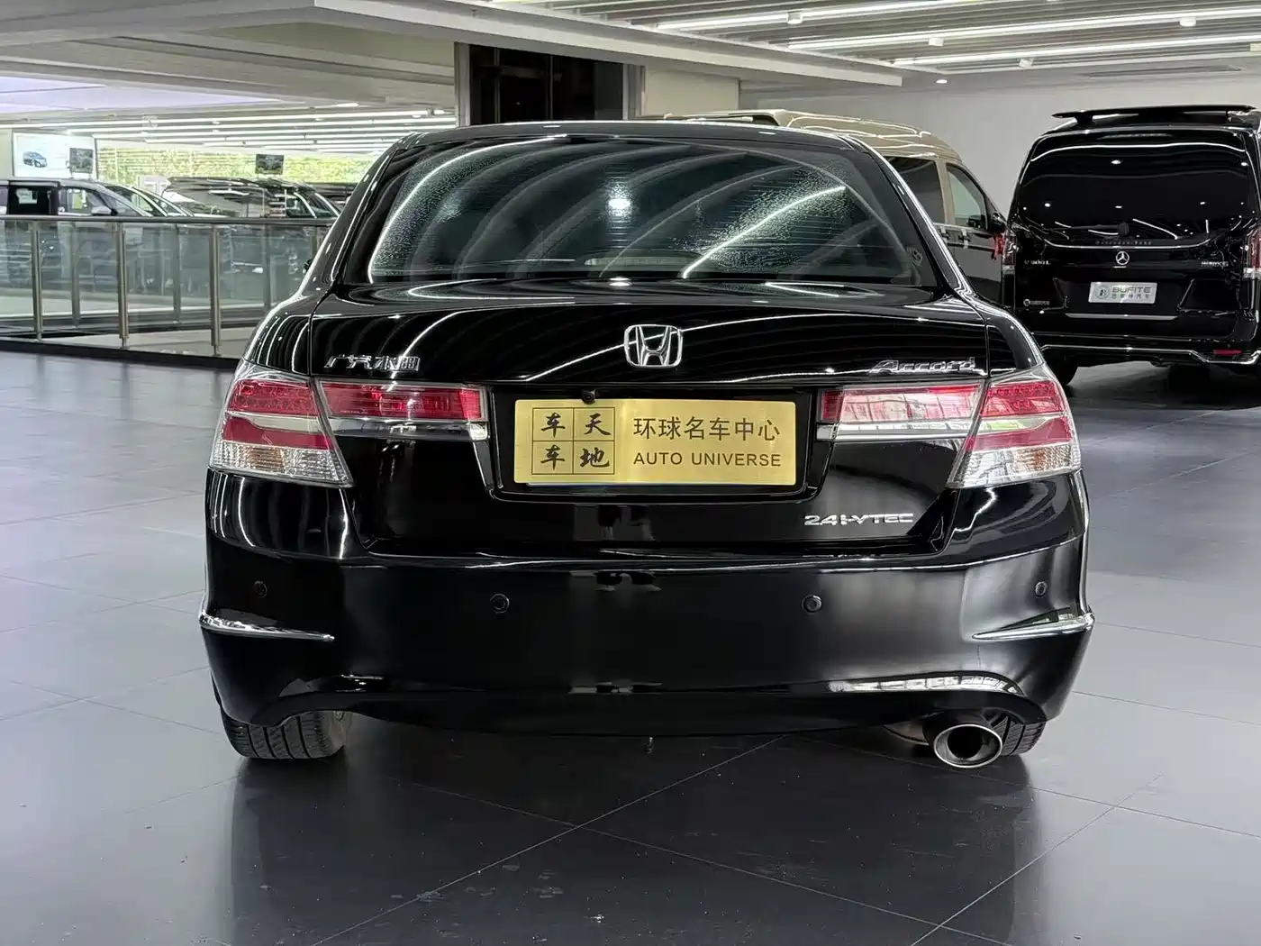 Фото 5 - Honda Accord