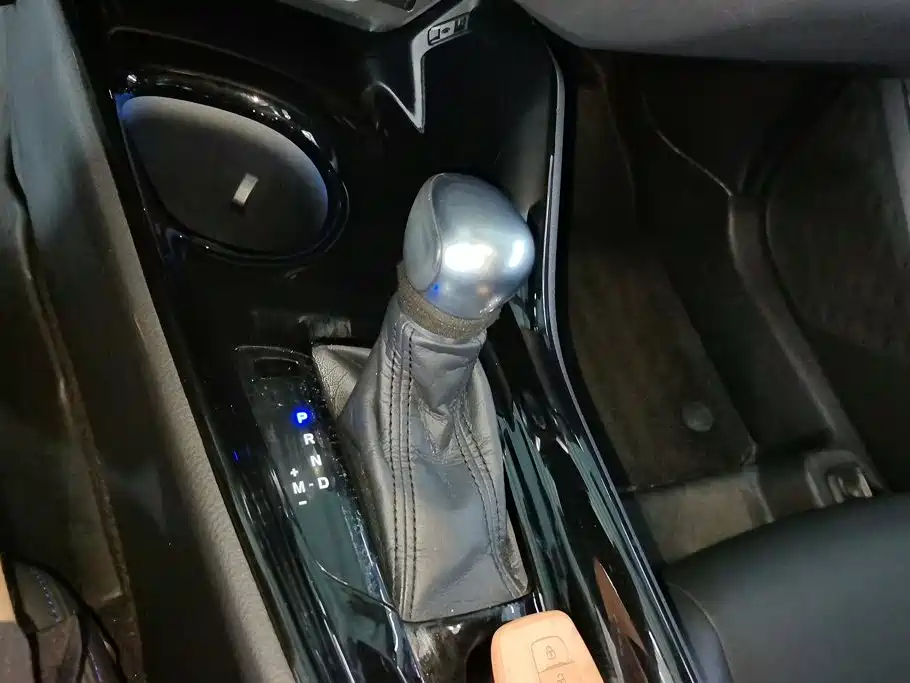Toyota C-HR 2020 2020 Model 2.0L Luxury
