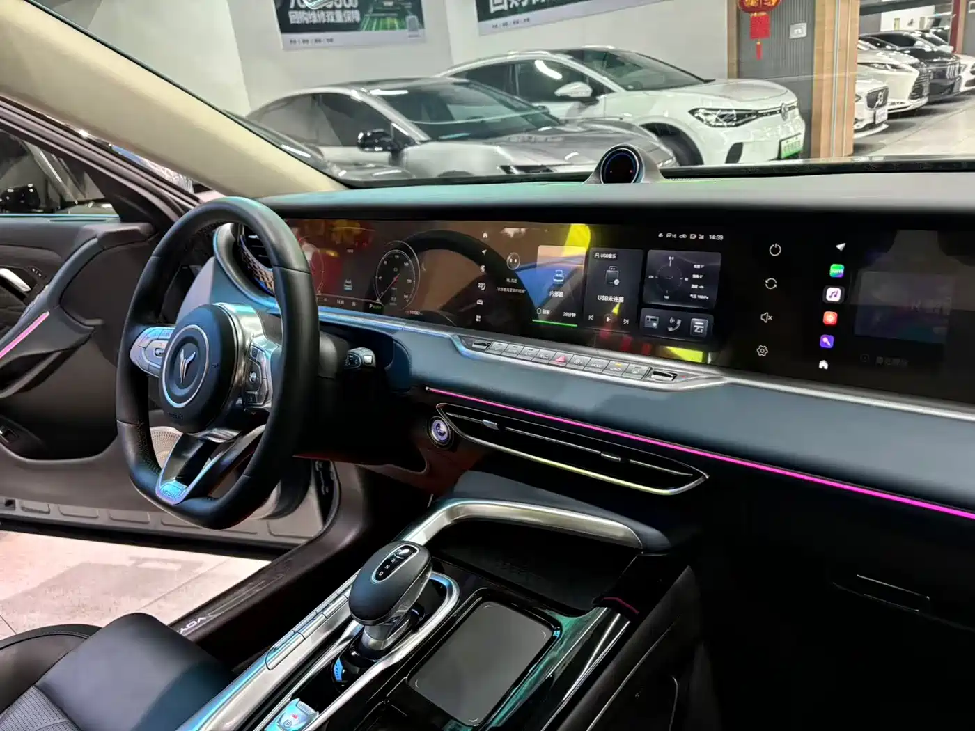 Voyah Auto VOYAH FREE 2021 AWD Standard Range Extender Exclusive Luxury Package фото 21