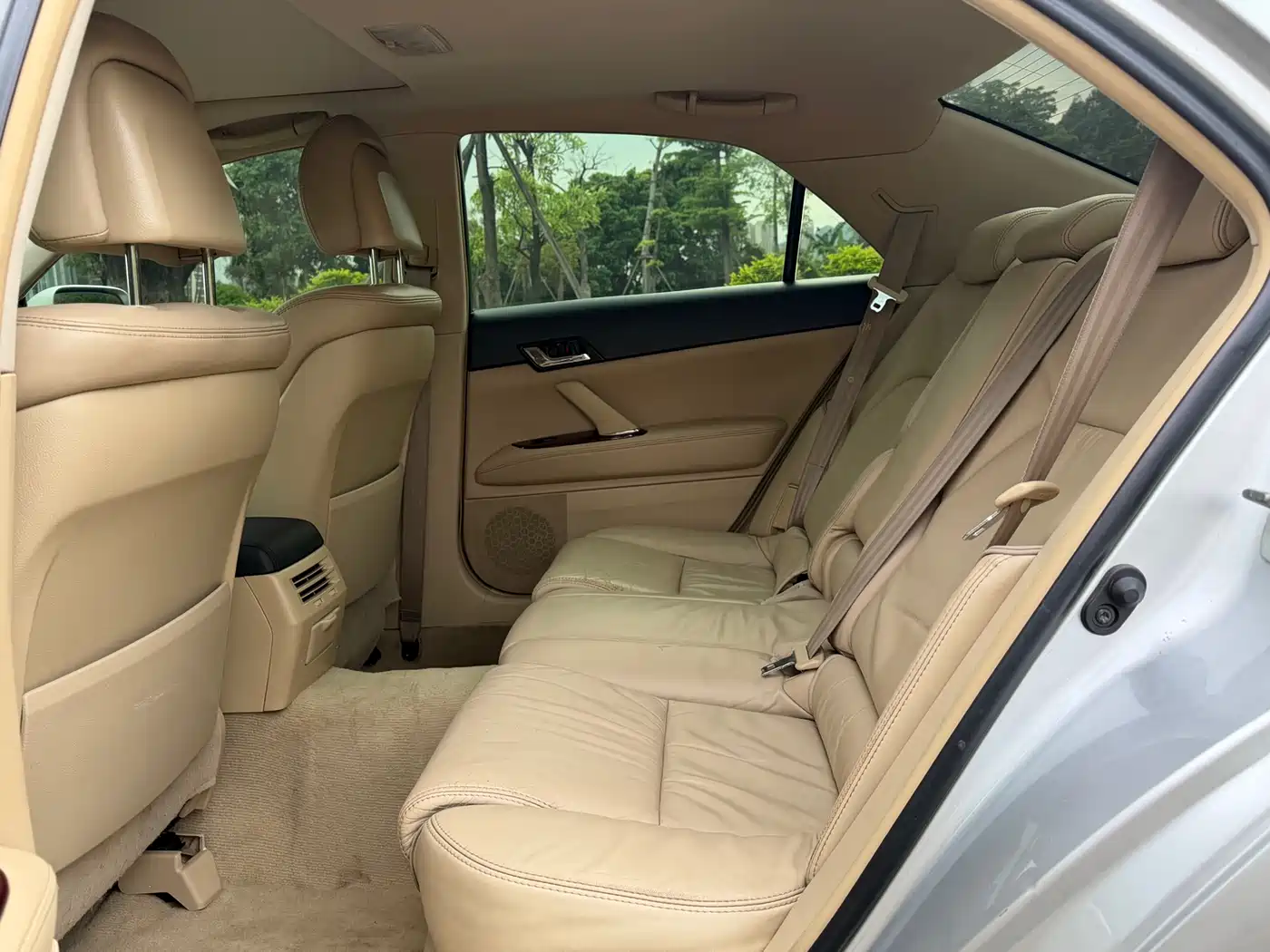 Toyota Reiz 2008 2.5S Special Commemorative Edition фото 11
