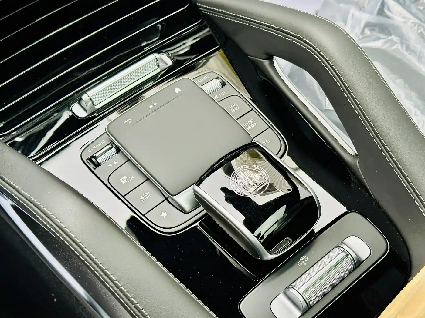 MERCEDES-BENZ GLS AMG