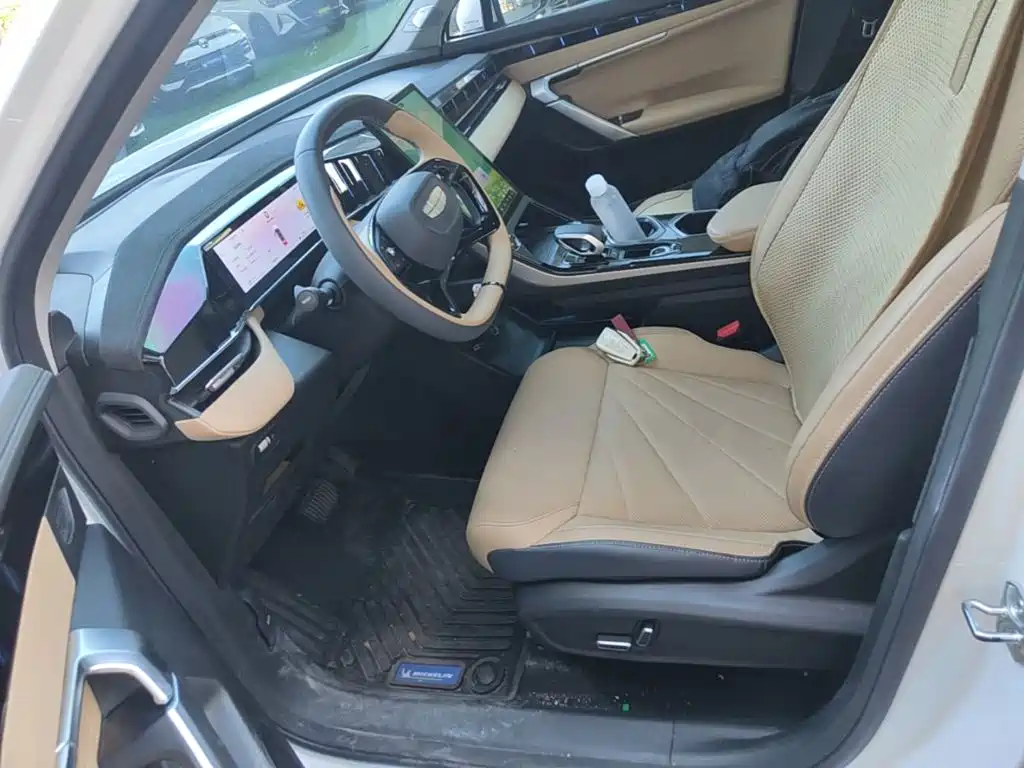 Geely Boyue L 2023 2023 1.5TD DCT Premium