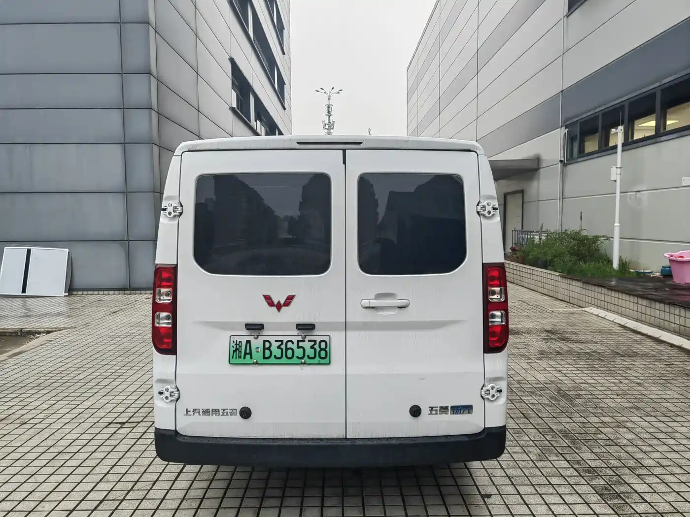 Wuling Motors Wuling Yangguang 2026 2026 Model 440km Passenger Van Comfort Version (6-Seater)