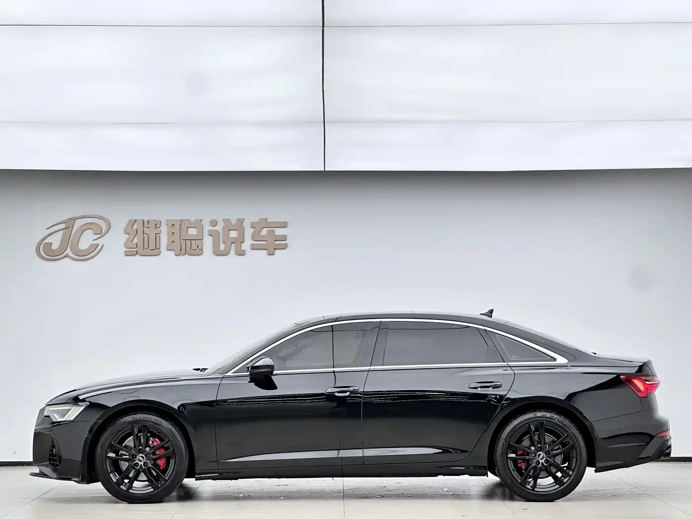 Audi A6L 2020 40 TFSI Luxury Dynamic фото 4