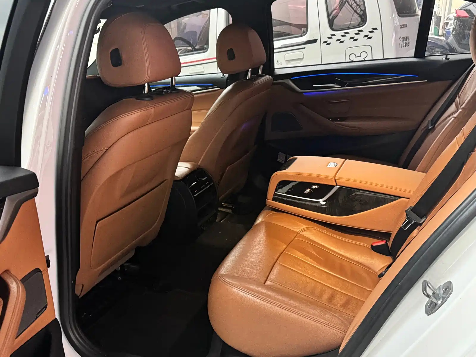 Photo 6 - BMW 5 Series