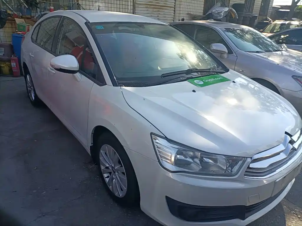 Фото 4 - Citroën C-Quatre