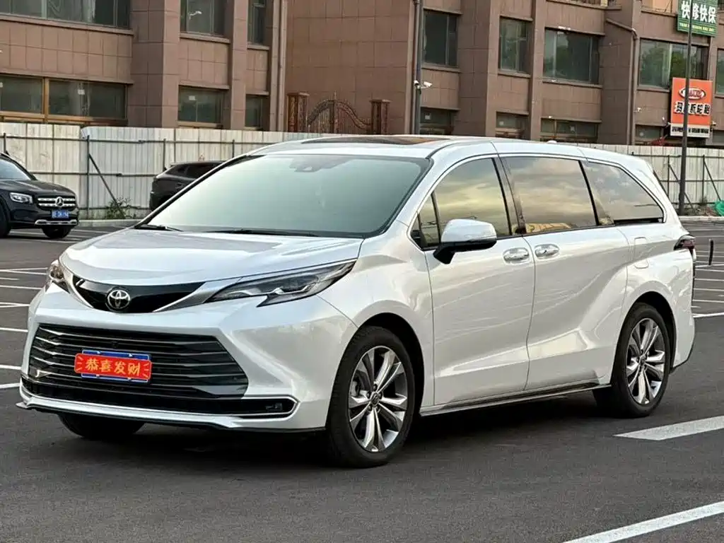 Toyota Sienna 2025 2026 2.5L Hybrid FWD Exclusive Premium Edition