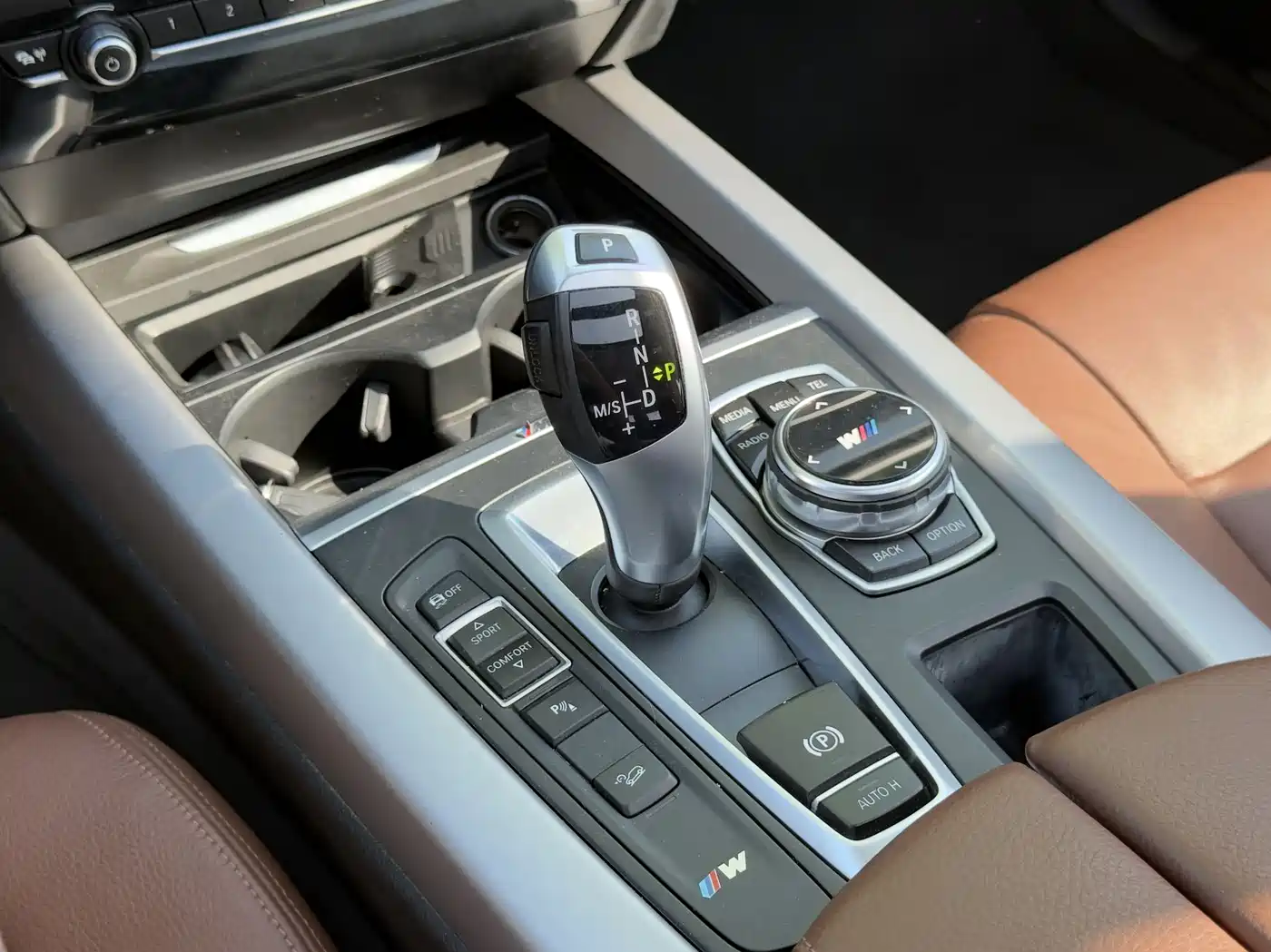 BMW X5 (Import) 2017 xDrive35i Leading Edition фото 15