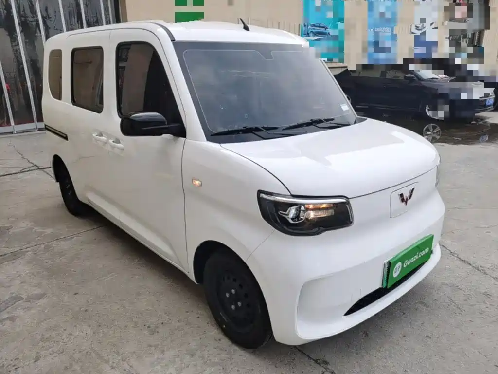Wuling Motors Wuling Zhiguang NEV 2026 2025 Standard Version