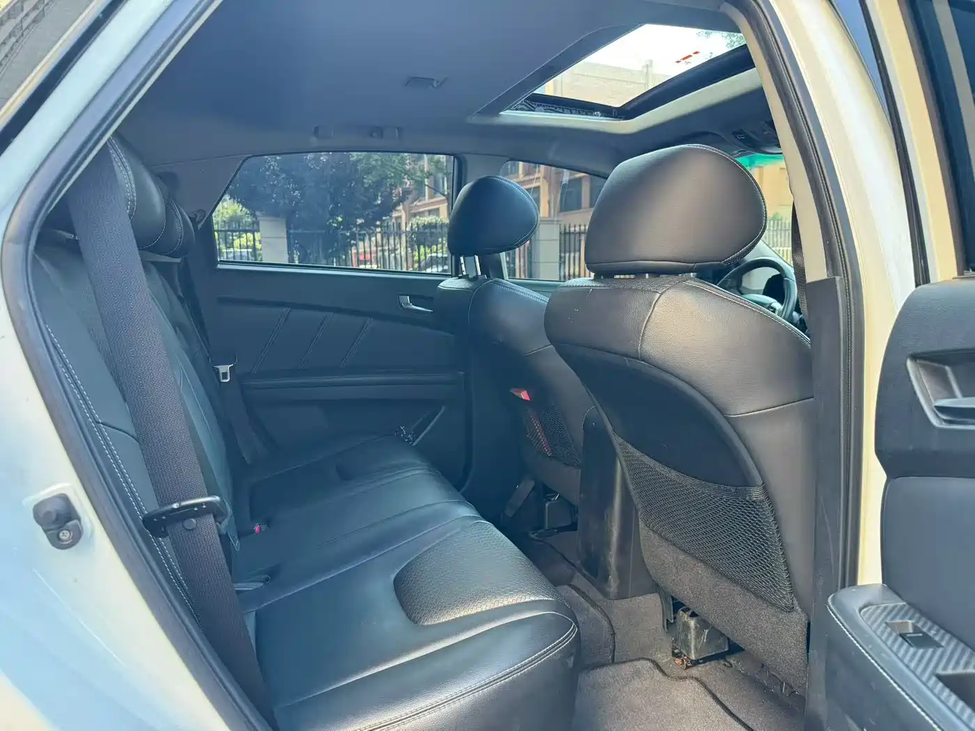 Luxgen U6 SUV 2017 2017 Facelift 1.6T Trend