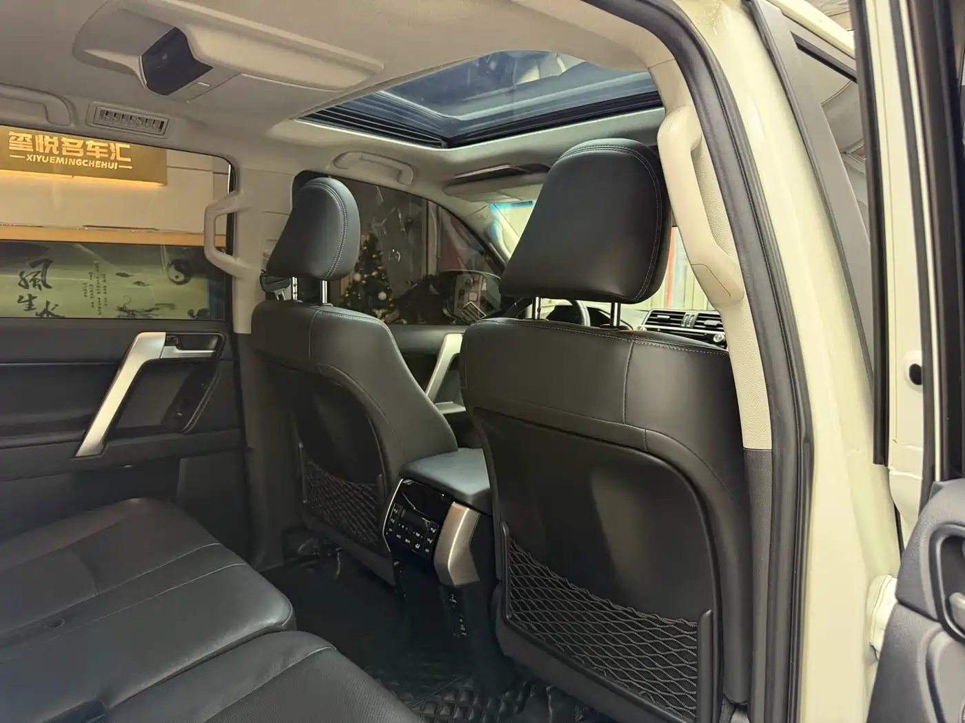 Toyota Prado 2018 3.5L Automatic TX-L NAVI Rear-mounted Spare Tire фото 33