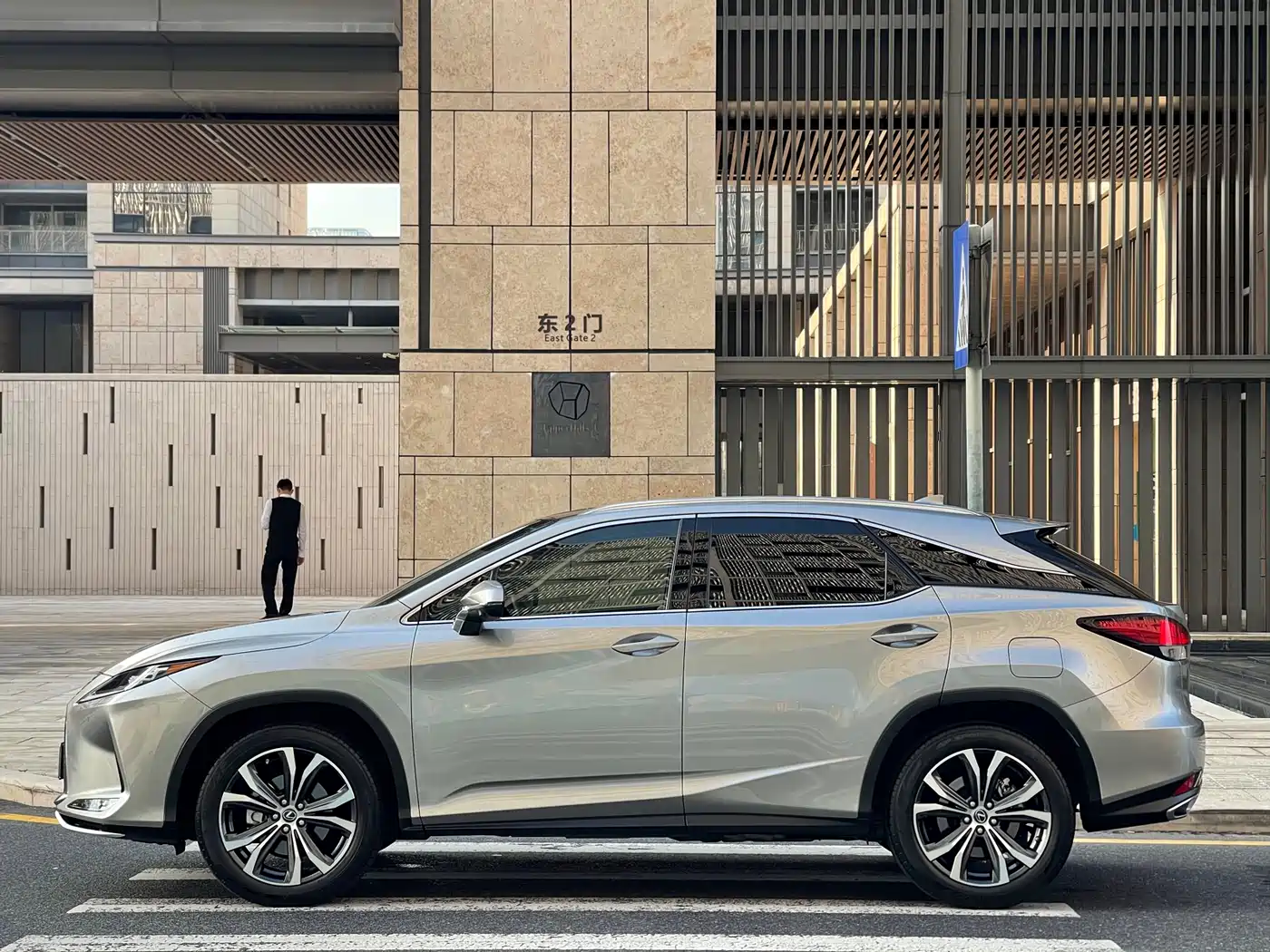 LEXUS RX