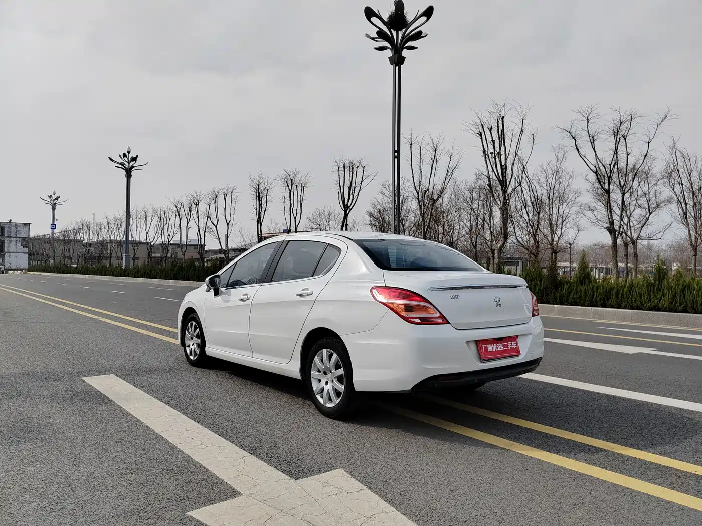 Peugeot 308 2014 Model Joy Edition Classic 1.6L Manual Superior Style фото 6