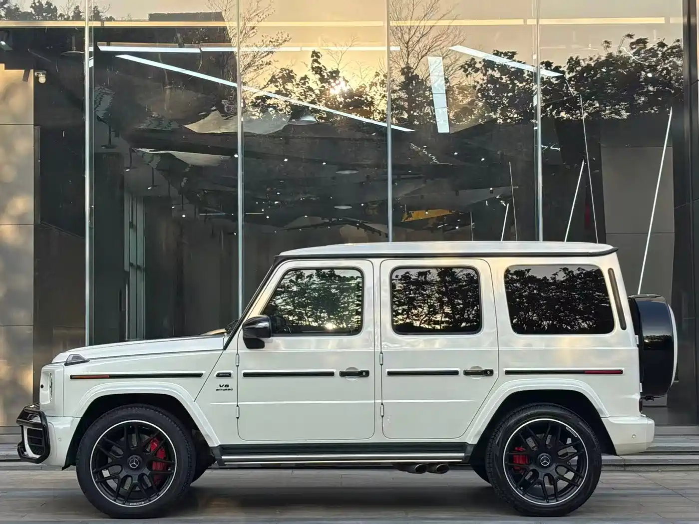 Mercedes-Benz G-Class AMG 2021 AMG G 63 фото 3