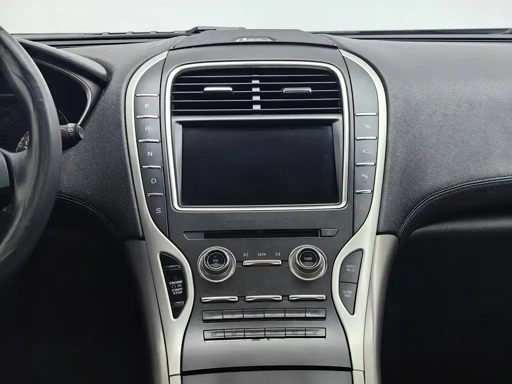 Photo 12 - Lincoln MKX