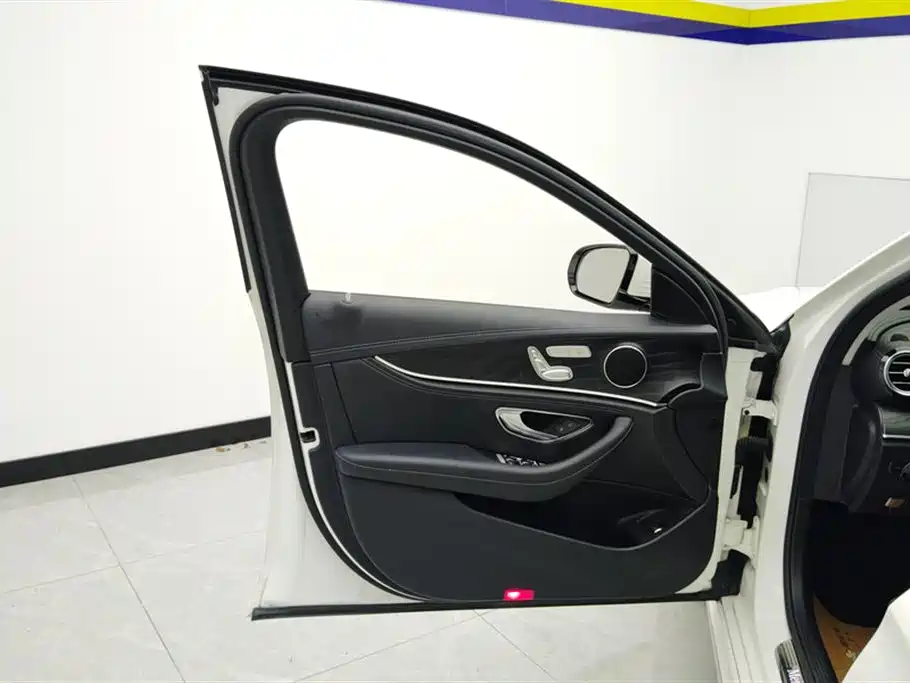 Mercedes-Benz E-Class 2019 E 260 L Sport фото 7