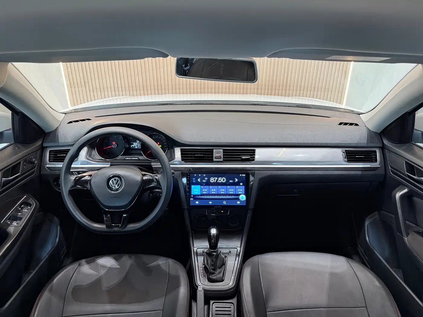 Volkswagen Bora 2018 1.5L Automatic Fashion фото 7