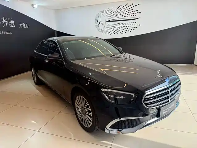 Mercedes-Benz E-Class 2023 E 260 L — фото 2