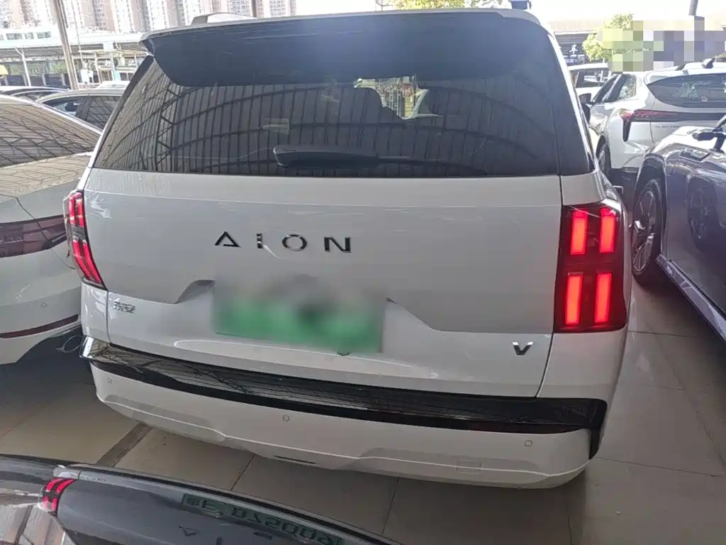 Aion V 2025 2025 Aion T-Rex Family Edition 650 Deluxe Version