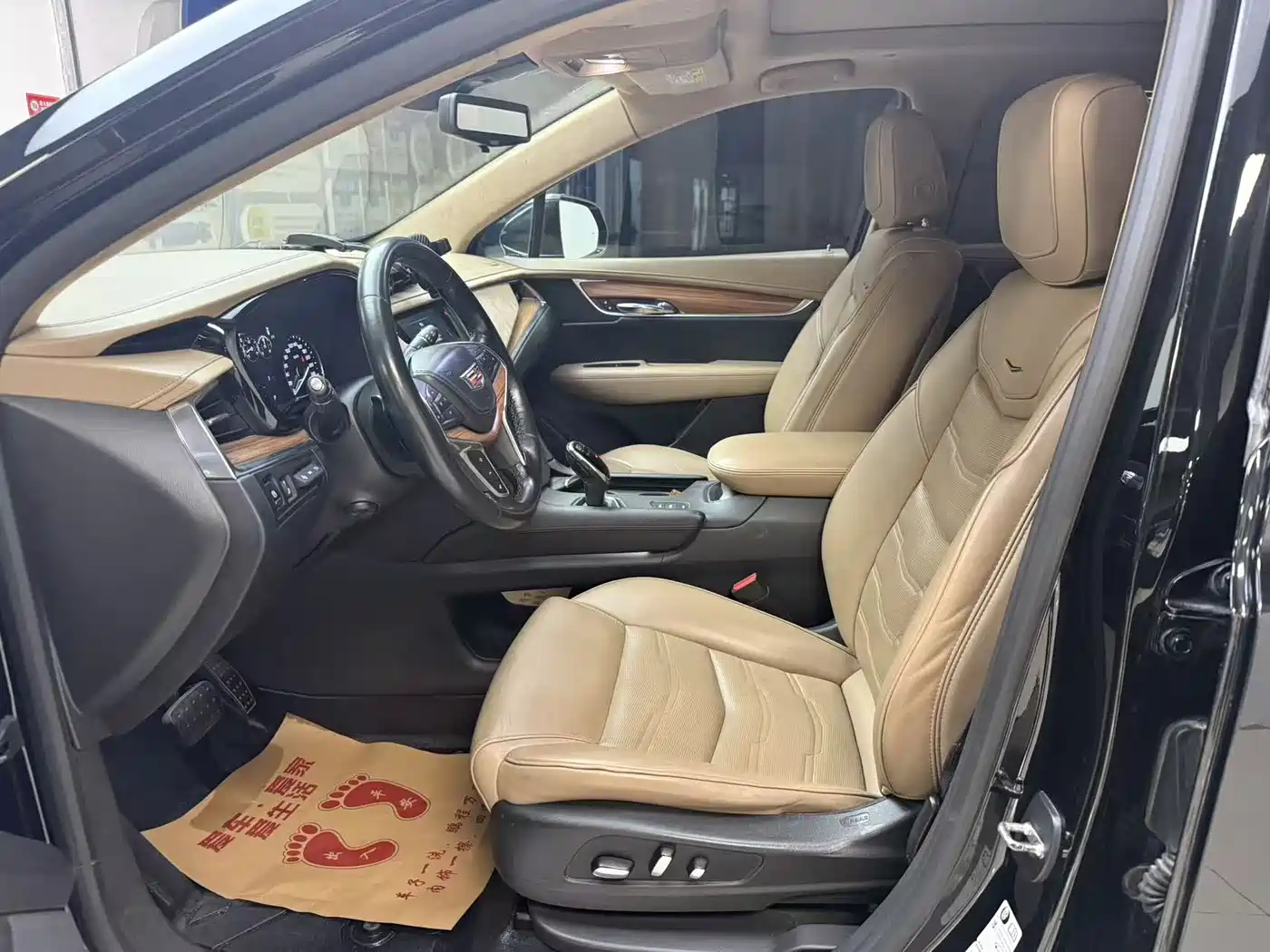 Cadillac XT5 2018 28E 4WD Platinum Edition фото 6