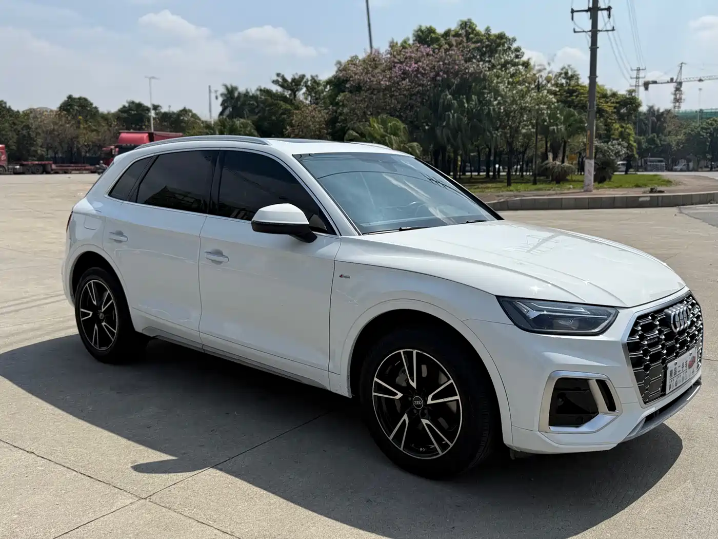 Audi Q5L 2021 40 TFSI Fashion Dynamic фото 3