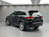 Photo 6 - Jeep Grand Cherokee (Import)