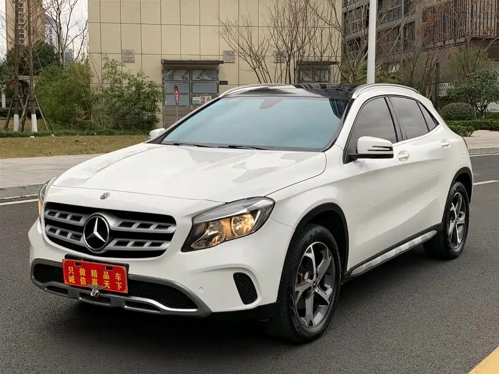 Mercedes-Benz GLA 2018 GLA 200 Dynamic