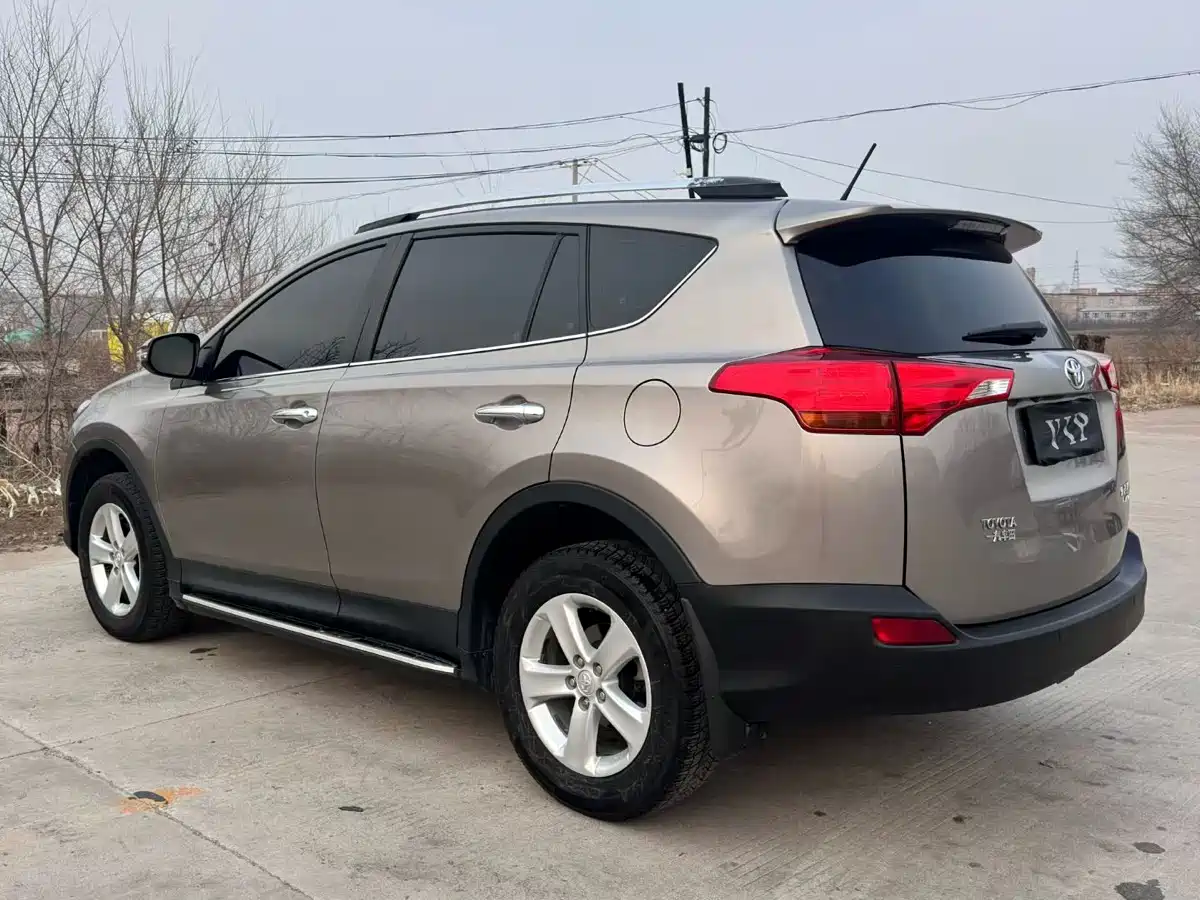Toyota RAV4 Rongfang 2013 2.5L Auto 4WD Elite фото 7