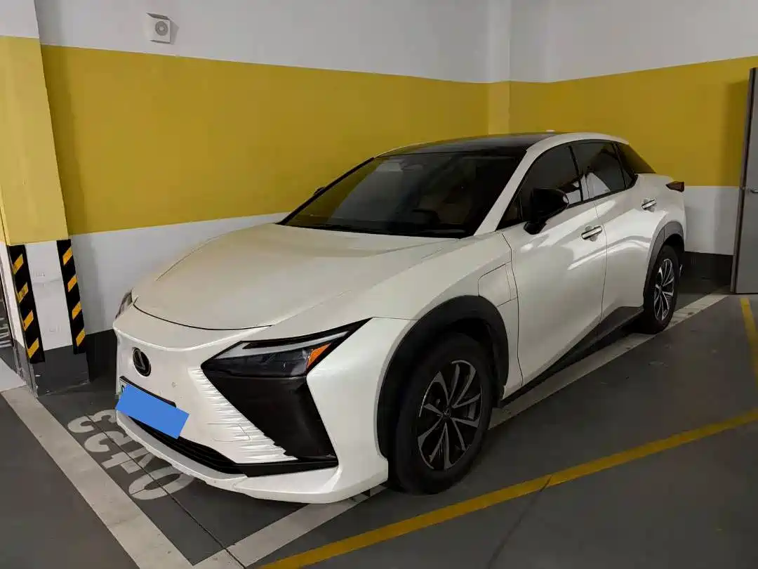 Similar car