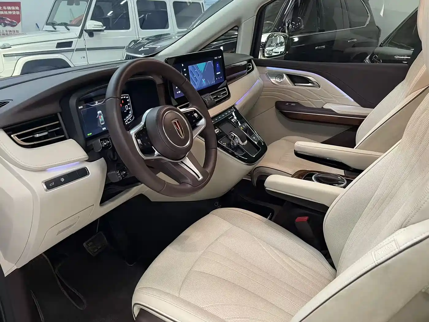 Hongqi HQ9 2023 2.0T Smart Connect Flagship фото 8