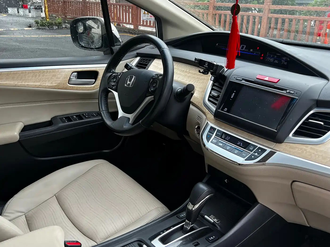 Honda Jade 2014 2013 1.8L CVT Luxury Edition 5-seater