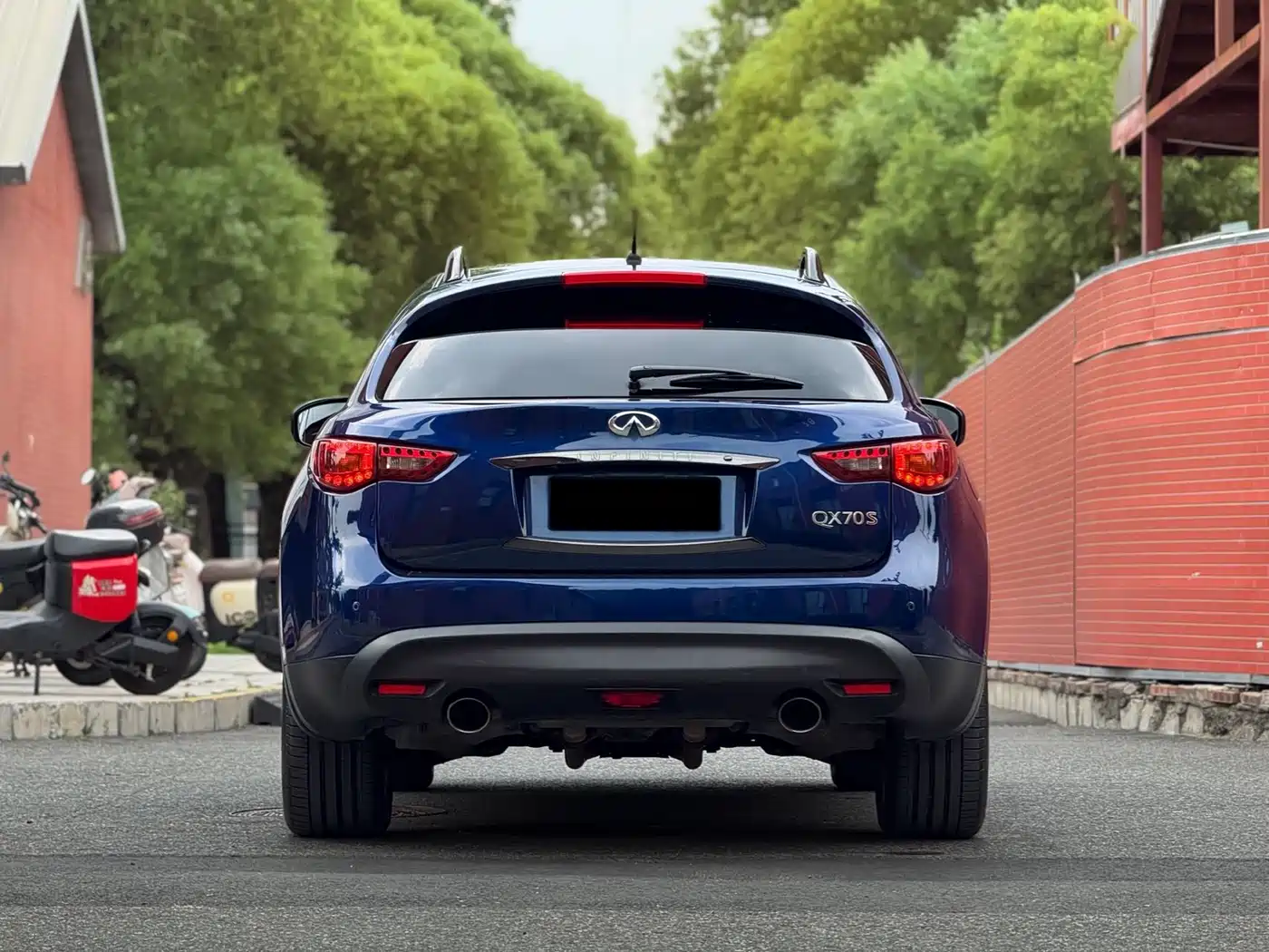Infiniti QX70 2016 2015 Model 3.7L Shadow Edition