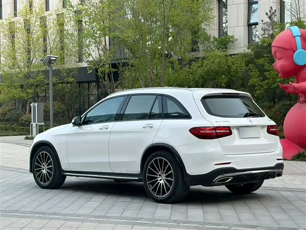 Mercedes-Benz GLC 2018 Facelift GLC 260 4MATIC Luxury фото 5